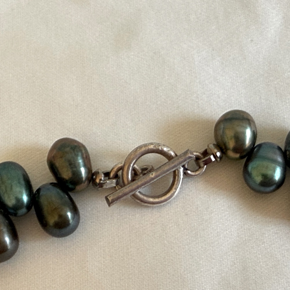 Vintage genuine pearl Peacock Green necklace 16 inch - Picture 9 of 12